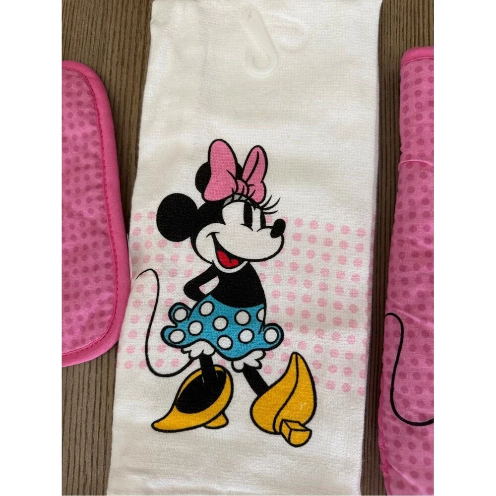 Disney Minnie Mouse Pink & White Oven Mitt, Pot Holder and Towel Set